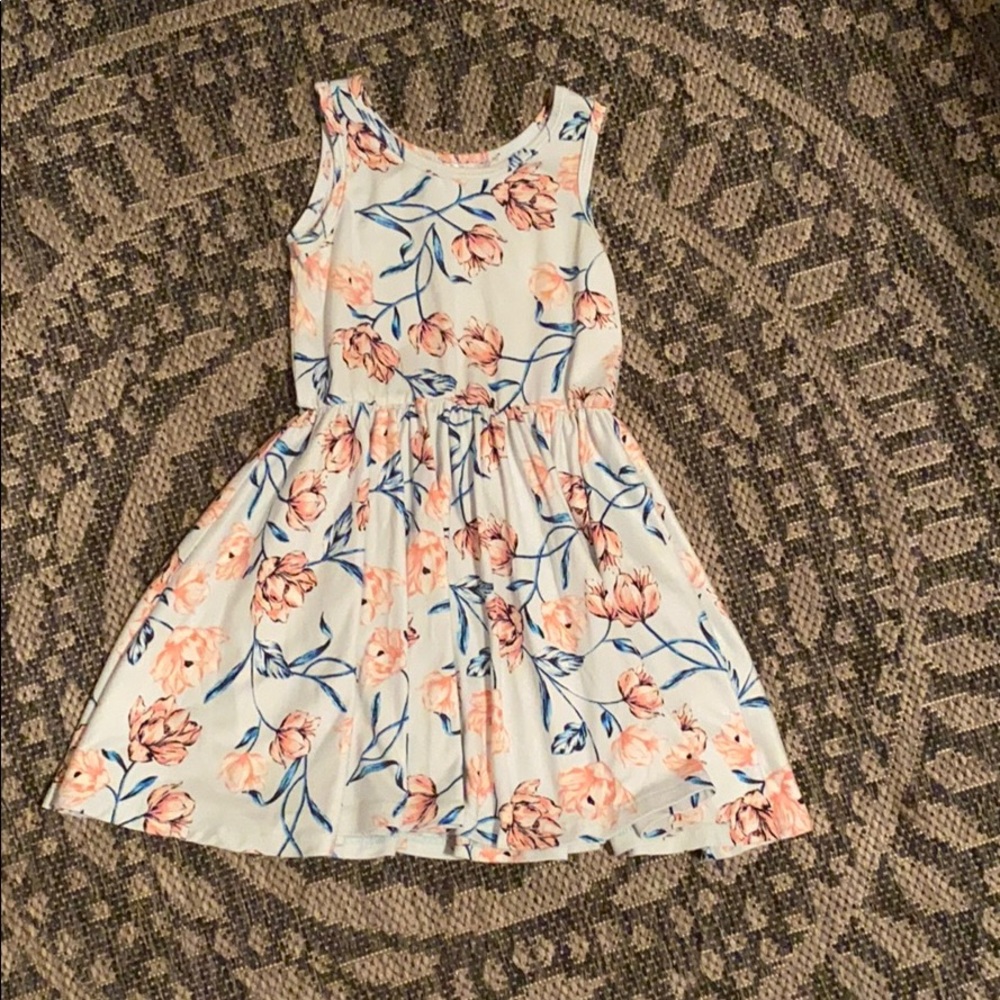 Dot dot smile floral tank 3/4